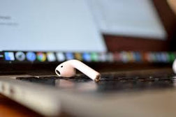 Bluetooth Pods (Airpods)
